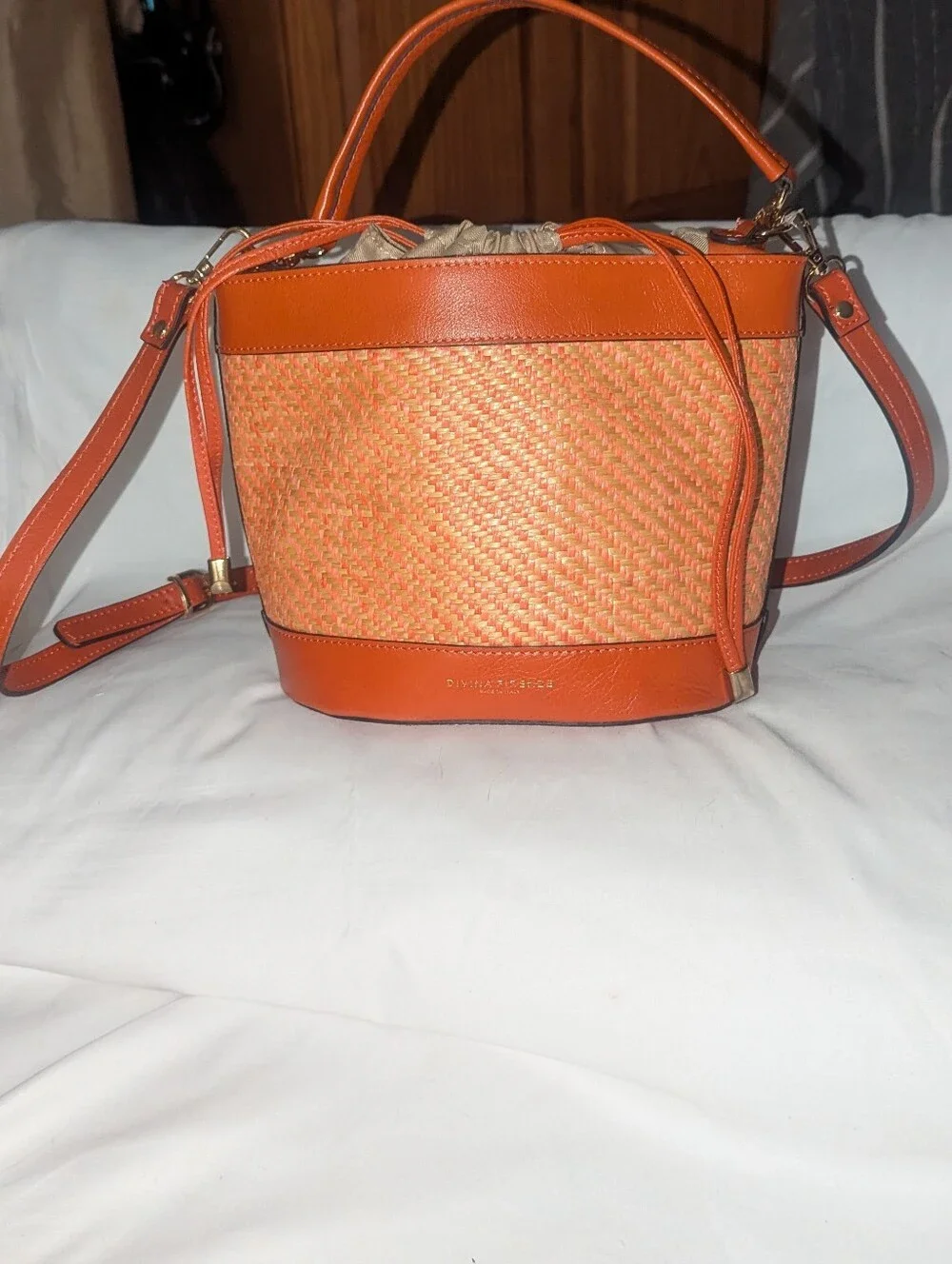 Divina Firenze Orange Woven Bucket Crossbody Bag.Made In Italy
